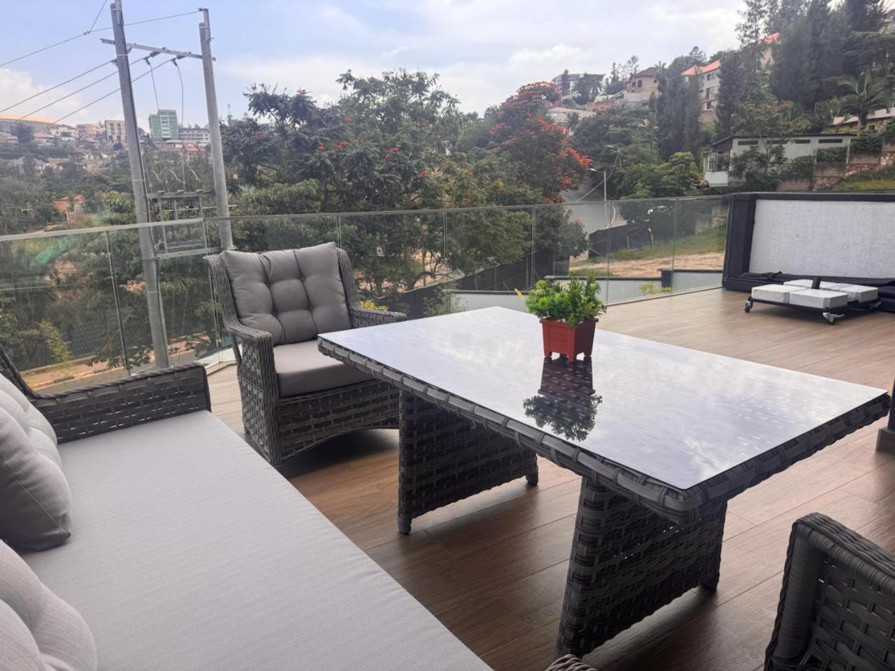 Cascadia Apartments Kigali Ngoại thất bức ảnh