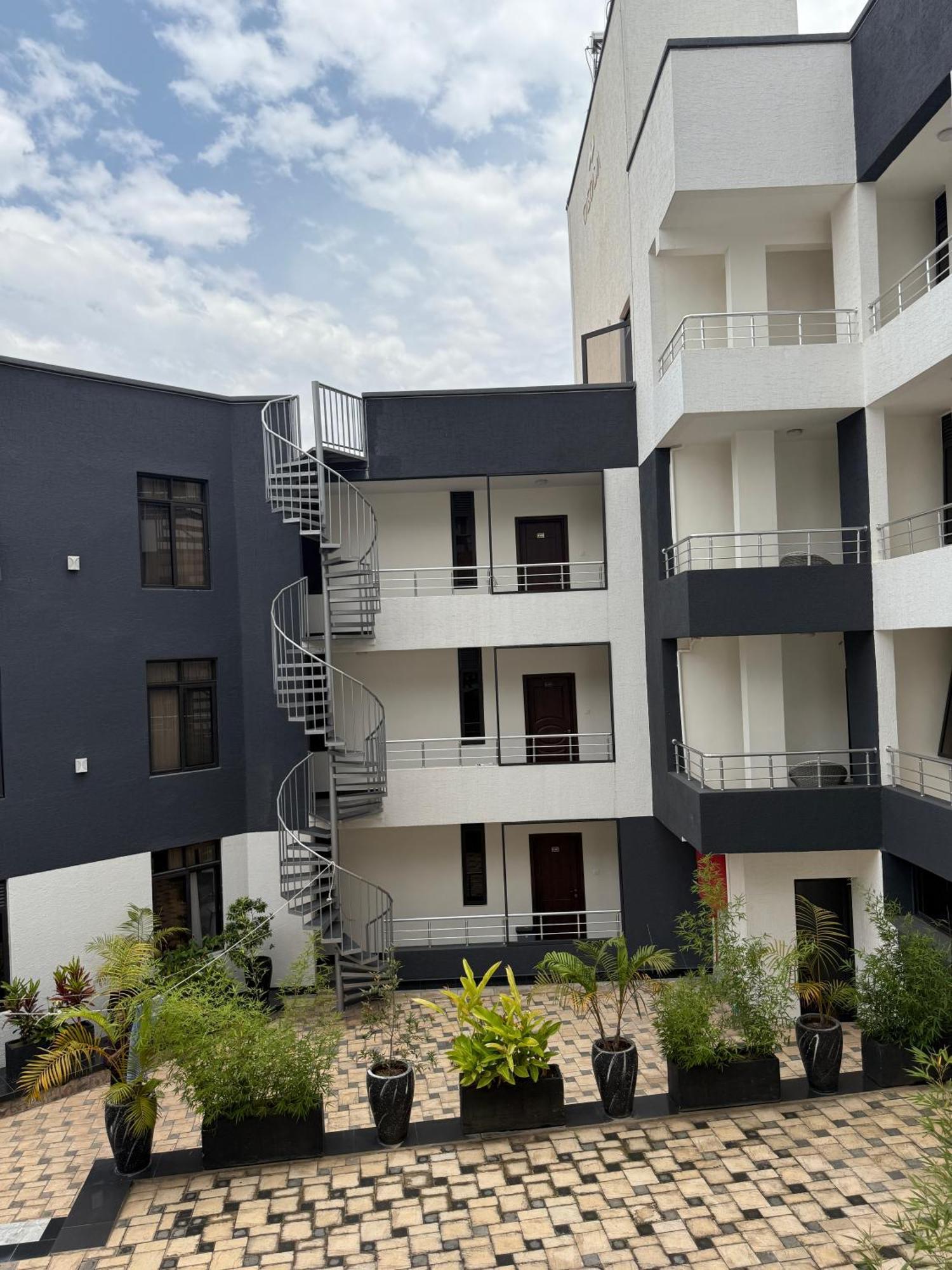 Cascadia Apartments Kigali Ngoại thất bức ảnh