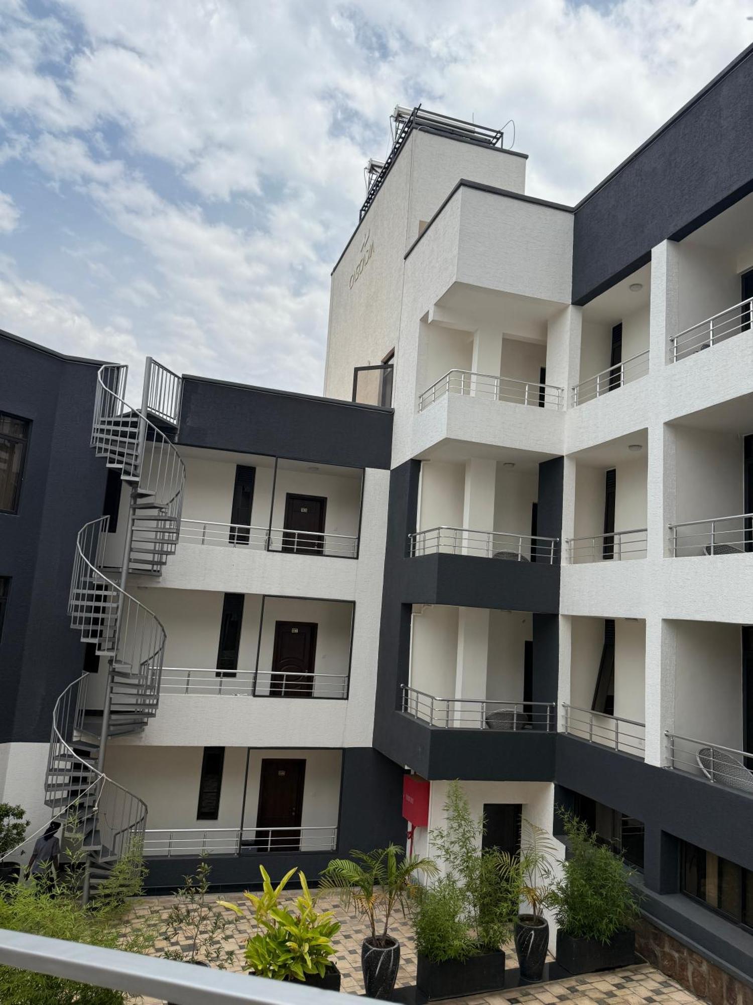Cascadia Apartments Kigali Ngoại thất bức ảnh